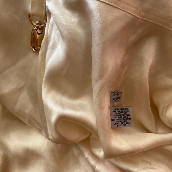 Stunning Designer Bridal Jacket - Picture 6 of 8